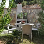 Orka Royal Hills D1 Patio And Bbq Ölüdeniz